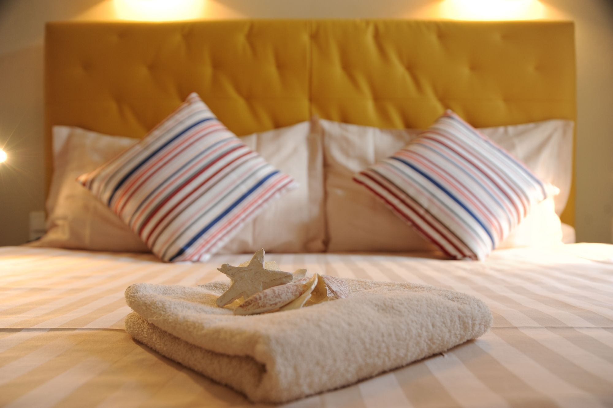 Hotel Oktogon Haggenmacher By Continental Group 布达佩斯 外观 照片